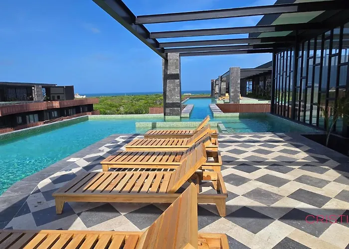 Hideaway In Zone Apartment *